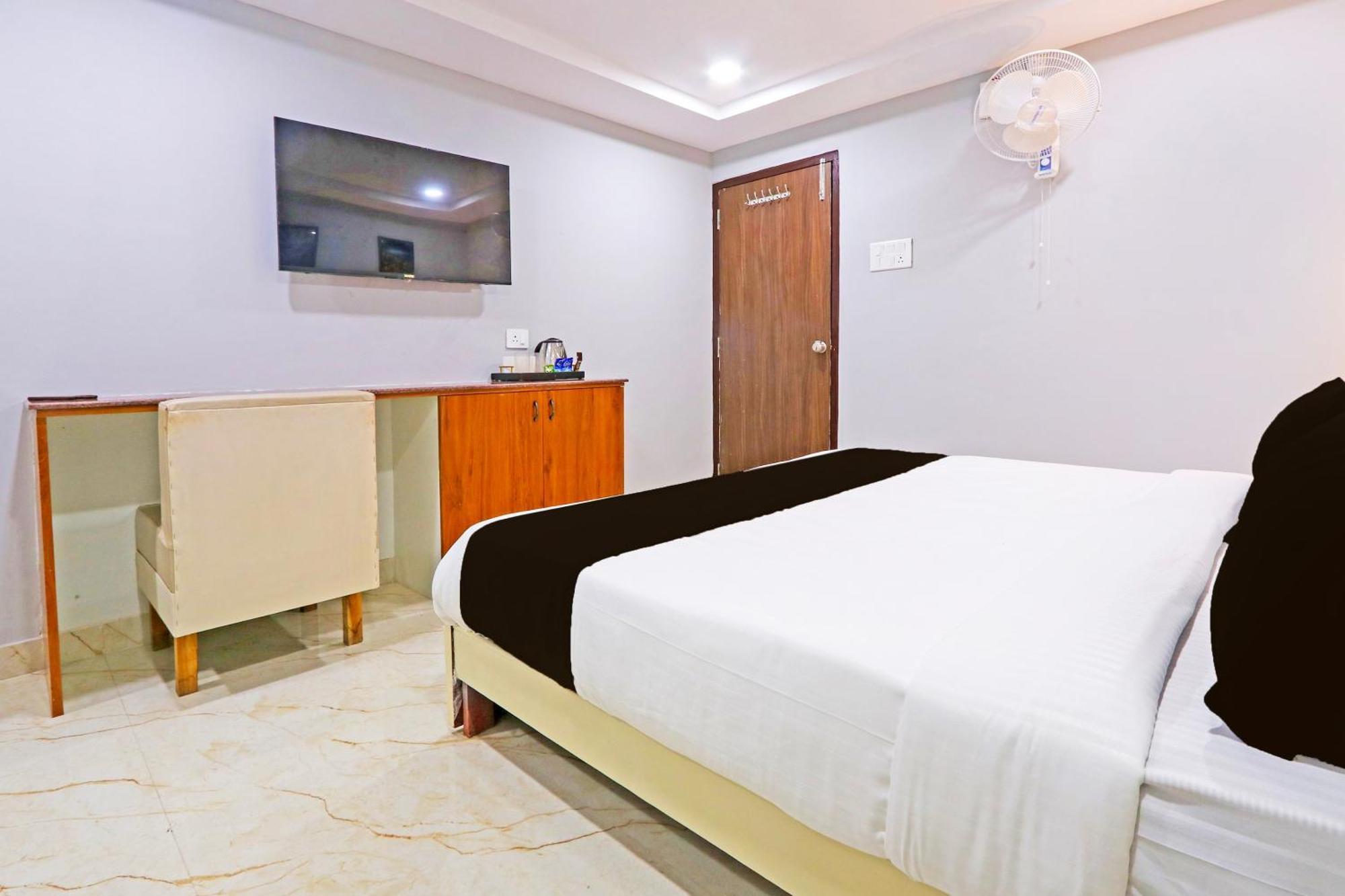 מלון היידראבד Super Townhouse Qualia Elite S R Nagar מראה חיצוני תמונה